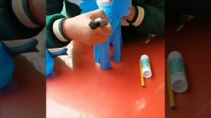 Кашпо - слоник из канистры