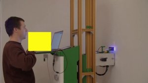 Вертикальная печать на стене принтером