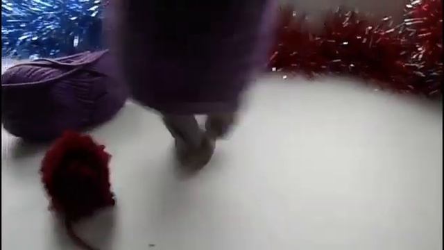 Новогодний декор комнаты. Басик готовится к новому году! смотреть онлайн