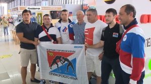 Олимпийский чемпион Муса Евлоев встретился с поклонниками спорта во Владивостоке
