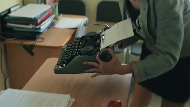 Актёрское упражнение по мотивам х/ф - "Служебный роман" смотреть онлайн