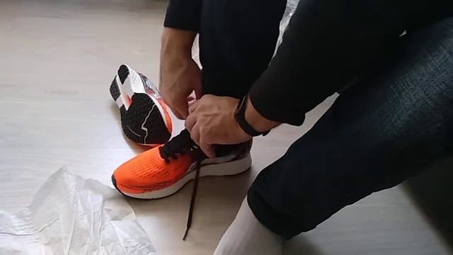 Кроссовки Li-Ning(2) смотреть онлайн