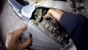 hyundai atos prime how to remove and replace headlight