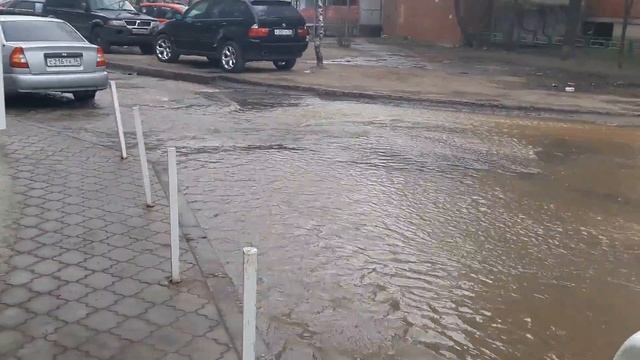 Чудовищный потоп в Коминтерновском районе Воронежа