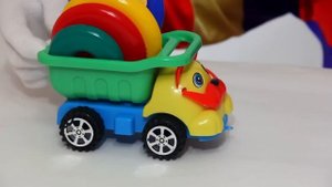 КЛОУН ДИМА, Играет в машинки - Самосвал с пирамидкой - Видео для детей