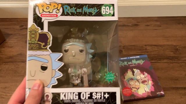 "Rick and Morty" Season 4 Blu-ray and  Funko Pop! Deluxe: King of $#!+ (Unboxing) смотреть онлайн