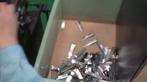 Процесс изготовления кусачек для ногтей. завод по производству маникюрных ножниц в Японии.