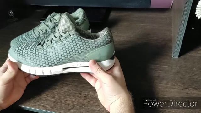 Обзор на беговые кроссовки Under Armour HOVR CGR #underarmour #uahovrcgr #underarmourhovr #обзор смотреть онлайн