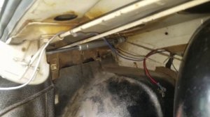 Мебельные упоры в помощь торсионам на крышку багажника ваз 2107