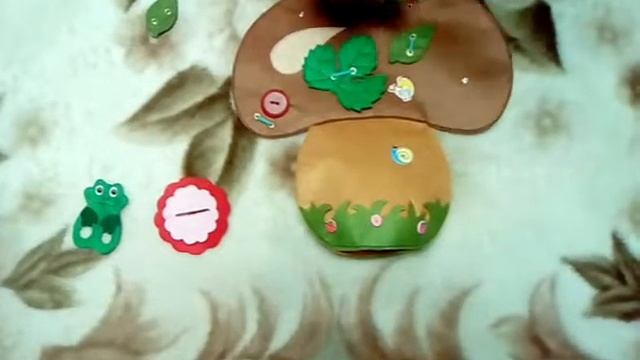 Развивающее пособие. Сказка по мотивам В. Сутеева Под грибом смотреть онлайн