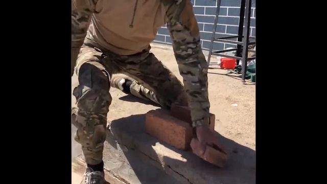 "Что бы ты ни делал, всегда найдется азиат, который сделает это лучше тебя" (часть 3) смотреть онлайн