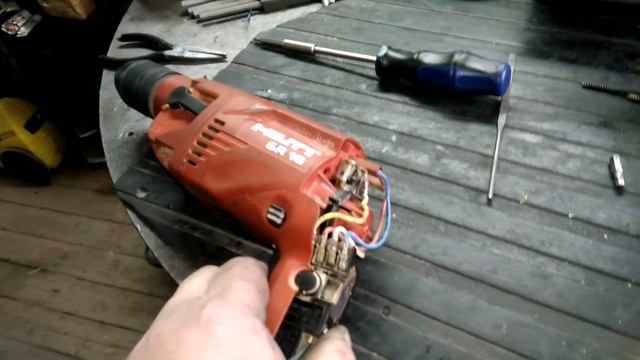Дрель HILTI SR 16 смотреть онлайн