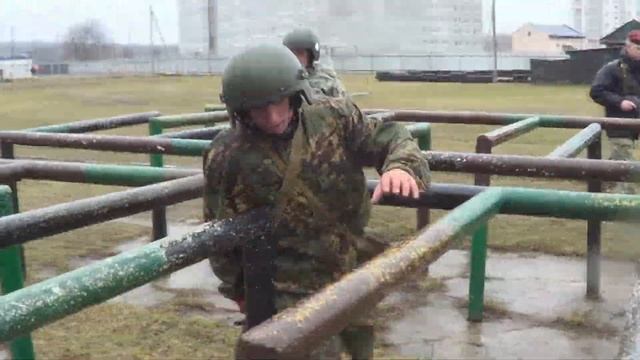 Сдача на краповый берет 2022/Полоса препятствий.