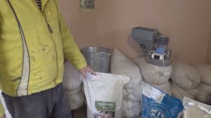 с Турции по порося, чем кормить свиней , бмвд.премикс.соя.