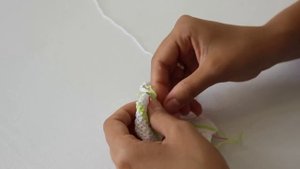 Способы заправления нити в конце вязания