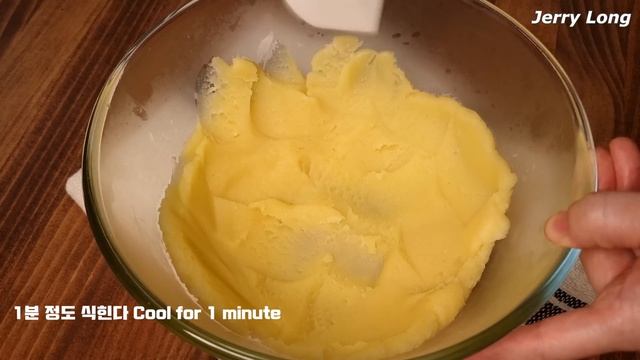 집에 오븐이 있다면 꼭 만들어 보세요 [크림 가득 바닐라 에클레어 만들기] 홈베이킹 смотреть онлайн