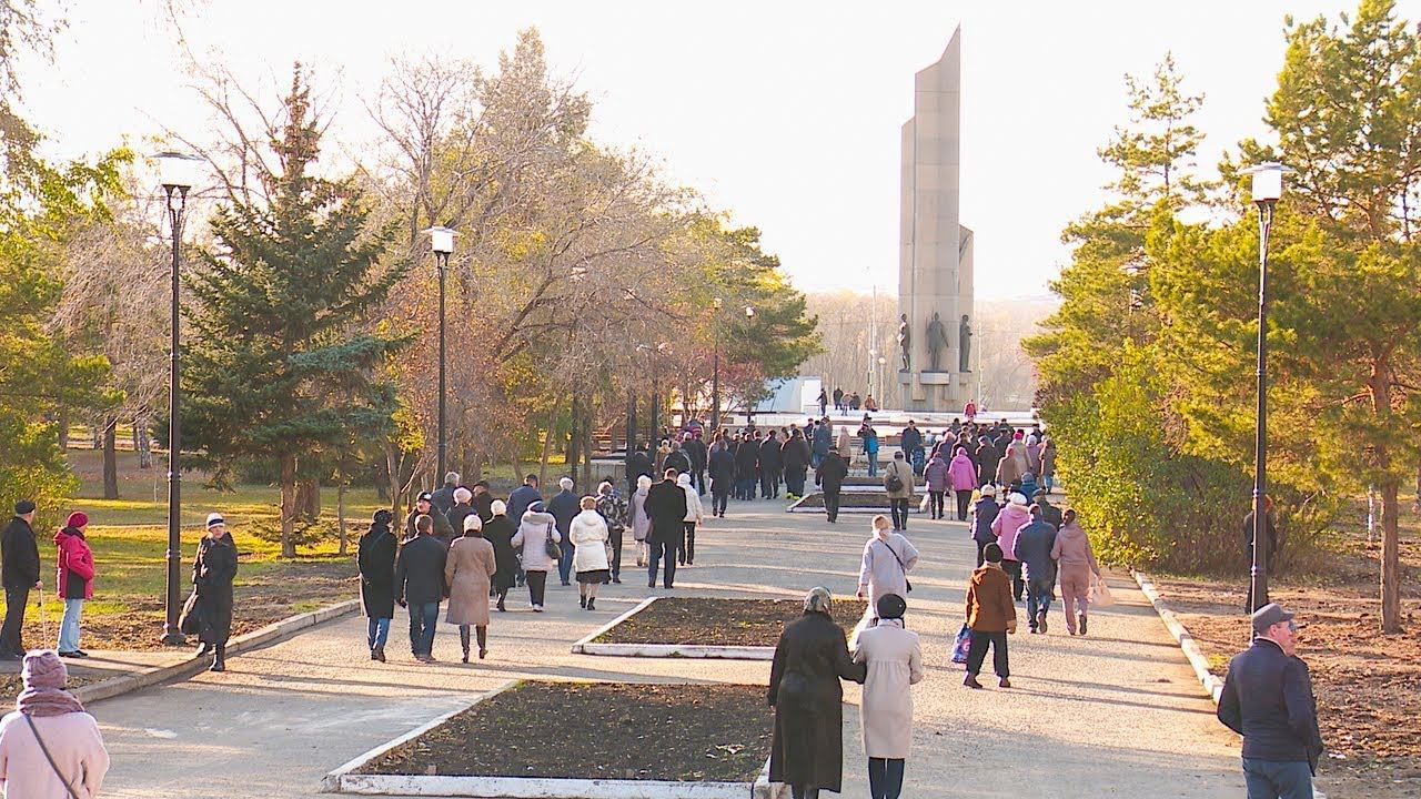 Бульвар победы омск фото