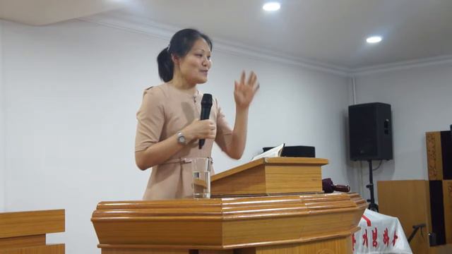 Ангелина Ким «Служение в церкви» 5.11.2017 смотреть онлайн