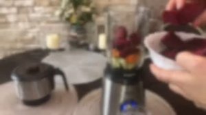 Приготовил смузи из свеклы! Обзор блендера Kitfort KT 1344