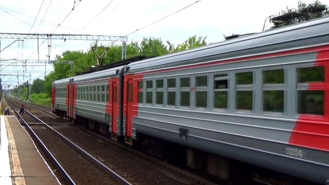 Электропоезд ЭД2Т-0045 сообщением "Голутвин - Москва Казанская" смотреть онлайн