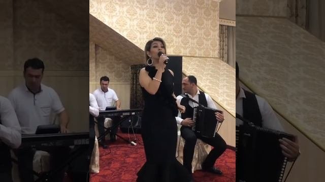 Хуршида-Gozlerim Deyil-ki Sevirsen #танец#жениха#невесты#Азербайджанская#свадьба#Дербент #ЖИВОЙ#ЗВУ