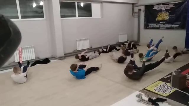 Закачка от BREAKMASTERS смотреть онлайн