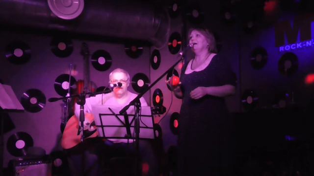 "Песнь поэта" и "Случайная встреча" - Виталий и Елена Новиковы смотреть онлайн