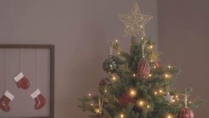 Как украсить елку к новому году
