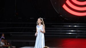 Борина Яна «Монолог Ассоль» по мотивам к/ф «Алые паруса» и песни «Я построю маяк до неба»