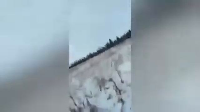 Жуть! Огненный фонтан! Горит нефтяная вышка!