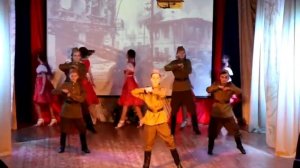 "В осеннем парке" образцовый художественный ансамбль спортивного бального танца "Эврика"