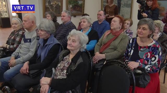 Открытие выставки, посвященной 60-летию Книжной фабрики №1