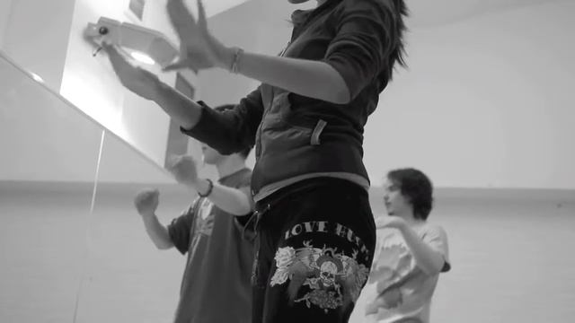 Popping №2 - преподаватель Дима Ким (Kim Pop).