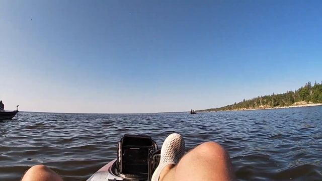 Lake Winnipeg Walleye Fishing (FIRST TRIP IN THE NEW FISHING KAYAK) смотреть онлайн