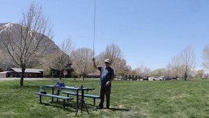 3 Ham Radio Antenna Mounts for Portable Operations on a Picnic Table| K7SW Ham Radio