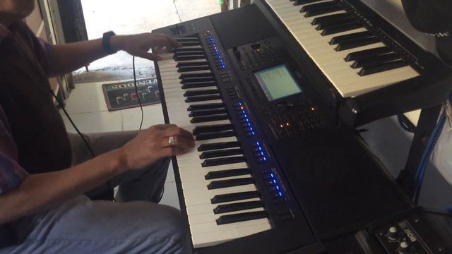 Yamaha PSR-SX900 winds of change, vientos de cambio Manolo Show Querétaro. смотреть онлайн
