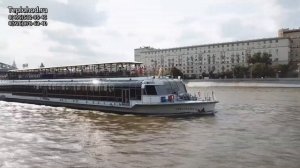 Речные прогулки на теплоходе Ривер Палас в Москве