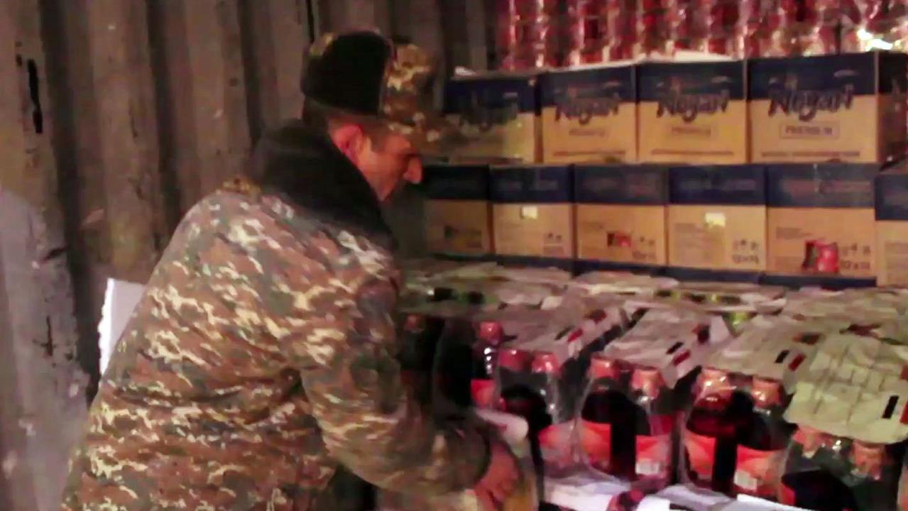 Армения при поддержке российских военных отправила в Сирию партию гуманитарной помощи