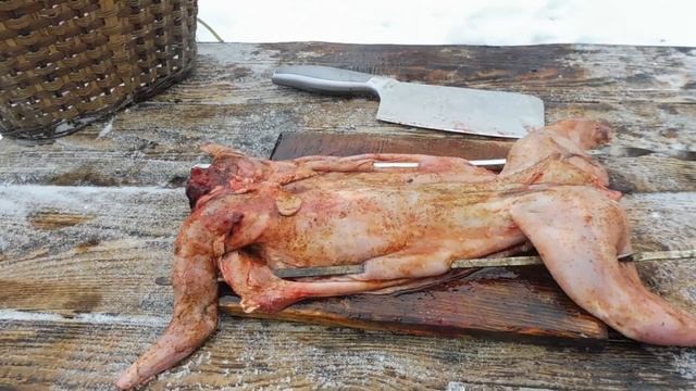 КРОЛИК НА УГЛЯХ.RABBIT ON COALS. смотреть онлайн