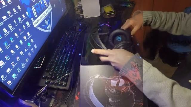 SADES Locust смотреть онлайн