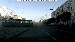 В г. Казани трамвай решил развернуться.