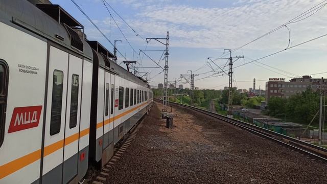 Станция D1 МЦД Окружна|Московское наземное метро|Прибывает электропоезд ЭП2д |Железная дорога смотреть онлайн