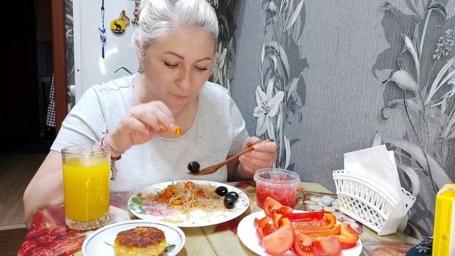 Мукбанг/ вопросы и ответы/ разговоры за ужином по душам???