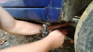 Саморобний,домкрат из болта.