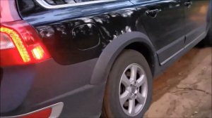 Volvo XC70 3.2 Offroad. Volvo XC70 in sand.