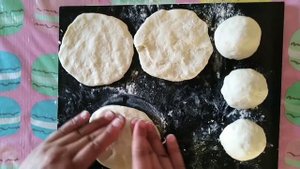 Пирожки с яйцом и зелёным луком! Тесто на кефире, простой рецепт!