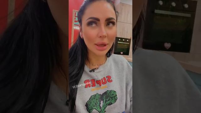 Лилия Емельянова в прямом эфире 04.06.2021. Схема на троих. смотреть онлайн