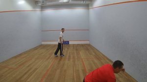 Сквош:драйвы от стекла справа.Forehand deep drives.