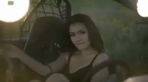 Байзакова Айжан на ночных катаниях на багги