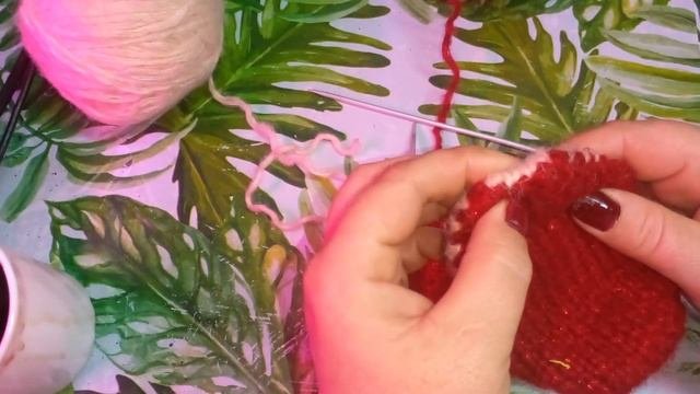 Детские носочки на двух спицах .